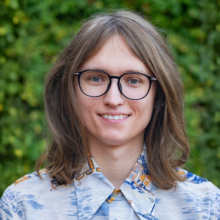 Photo of Juniper Curtis