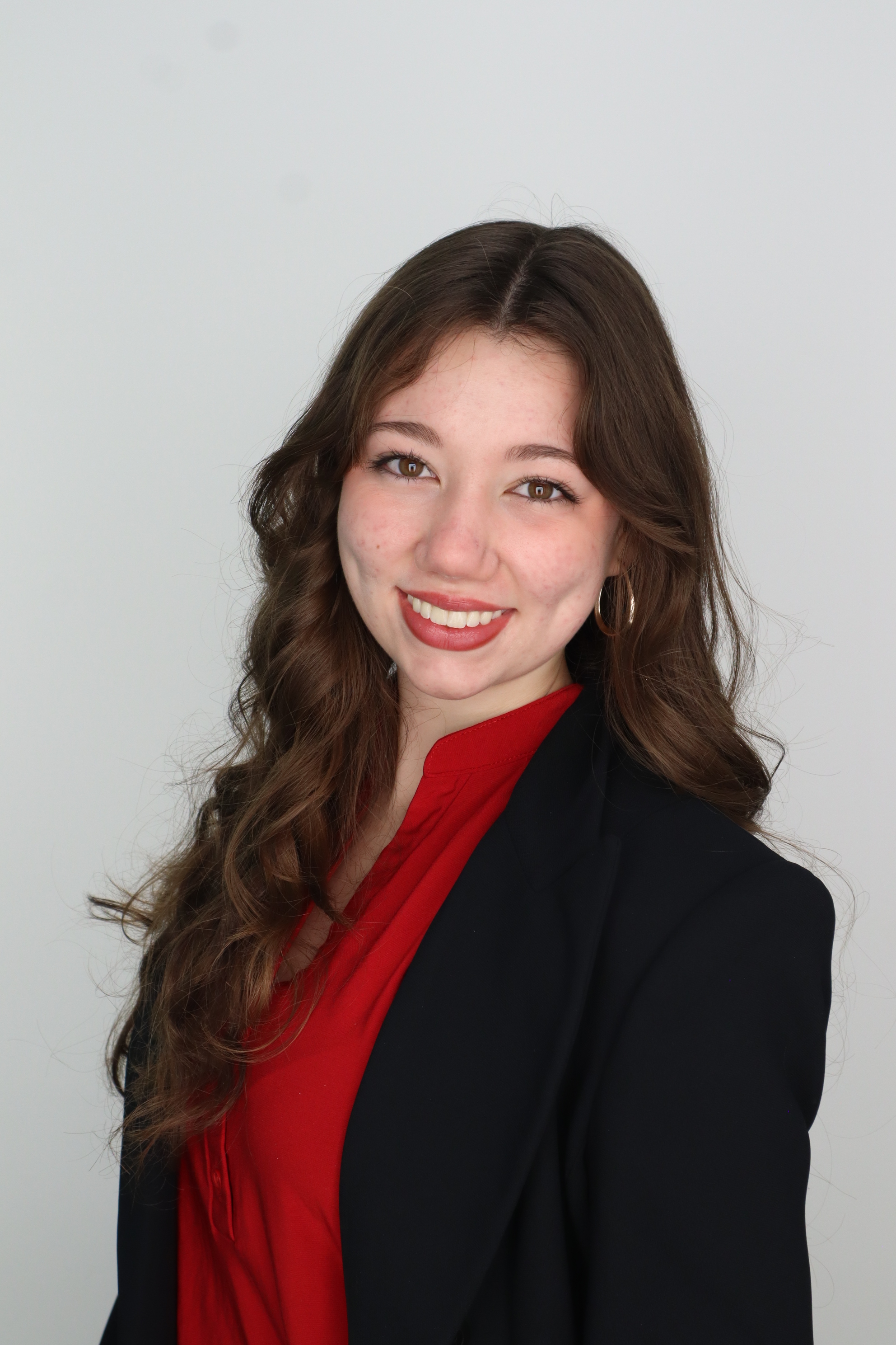 headshot 1.jpg