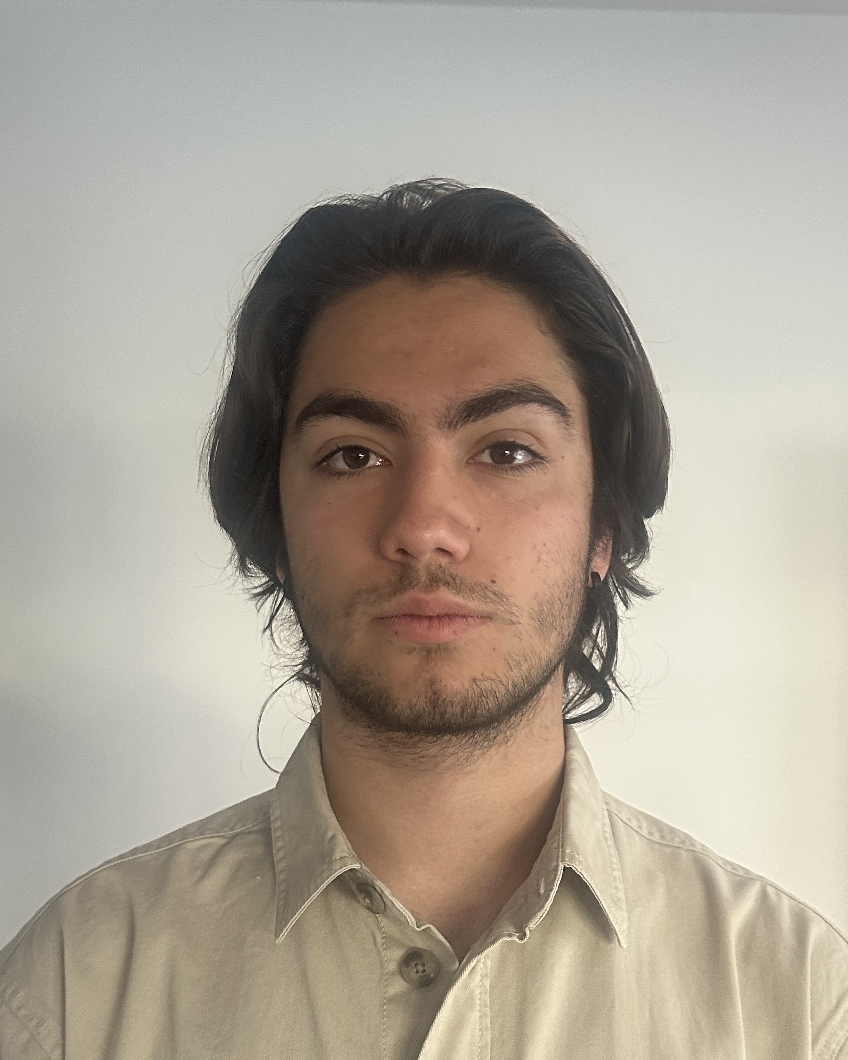 headshot.jpg